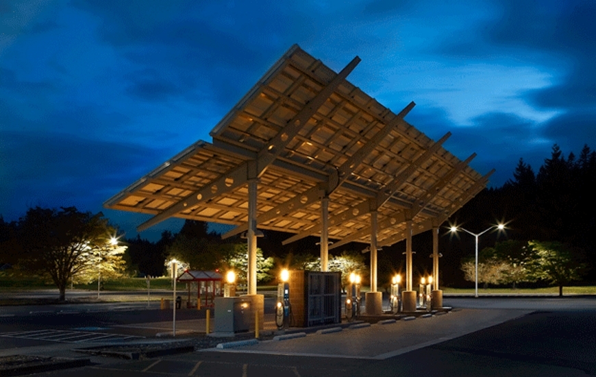 Solar powered charging station at Lane Community College