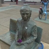 statue of Rosa Parks